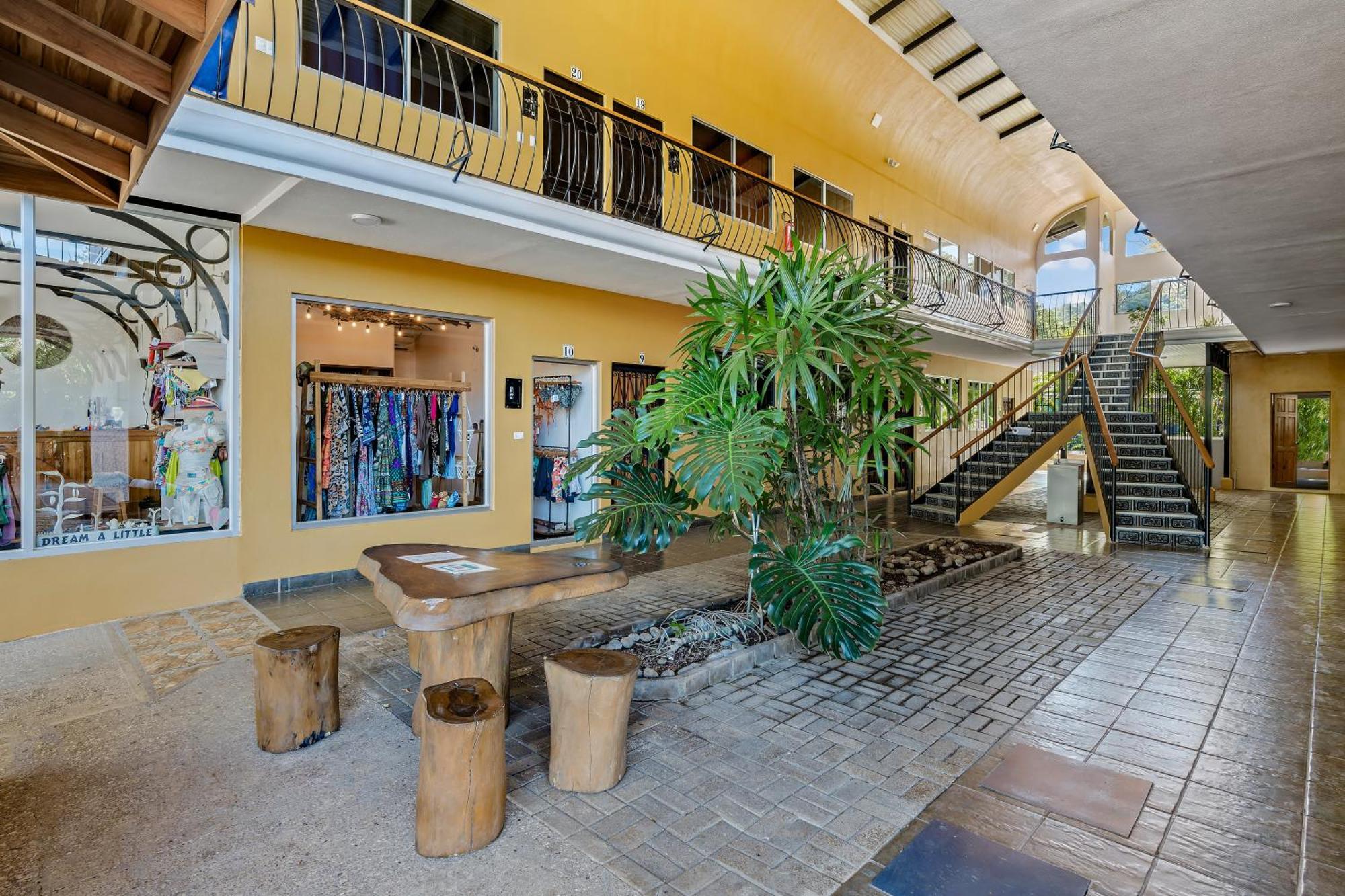 Hotel Tamarindo Inn - 1 Mi To Tamarindo Beach מראה חיצוני תמונה